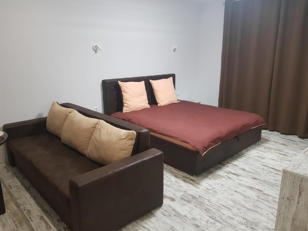 Silver Star Apartment 40M Oujhorod Extérieur photo